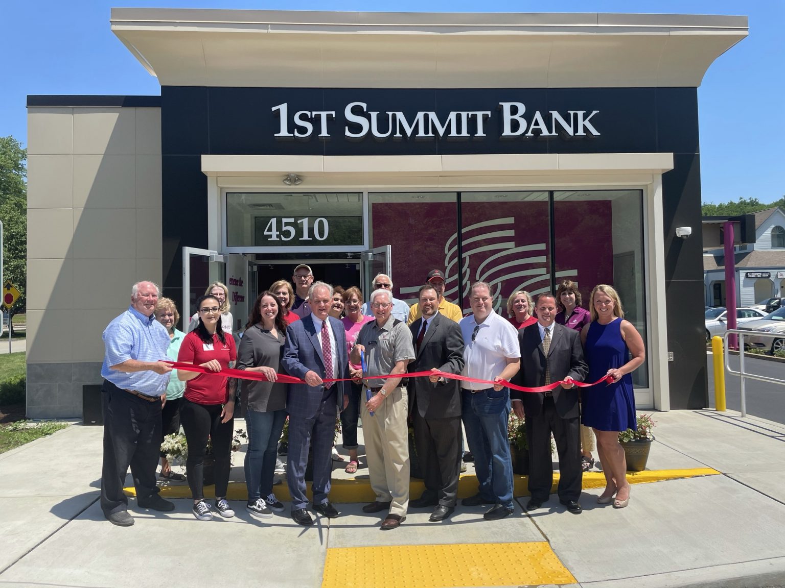 1ST SUMMIT BANK Opens New Murrysville Office 1ST SUMMIT BANK